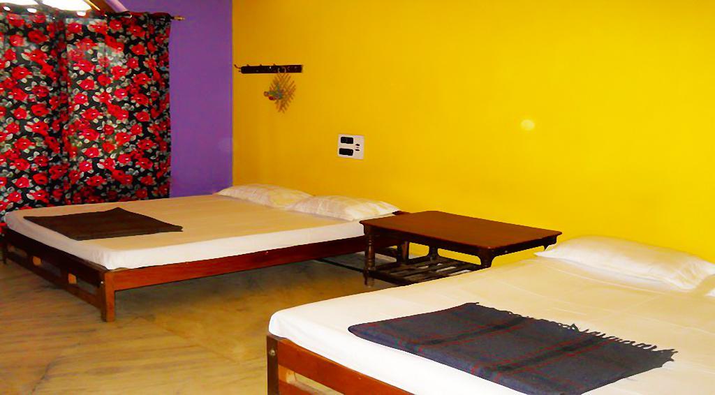 Hotel Sri Devi Comforts Chikmagalur Exterior photo